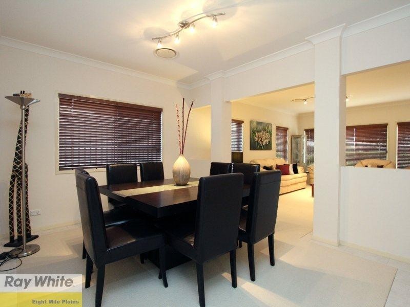 11 Ellendale Circuit, Eight Mile Plains QLD 4113