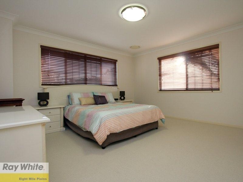 11 Ellendale Circuit, Eight Mile Plains QLD 4113