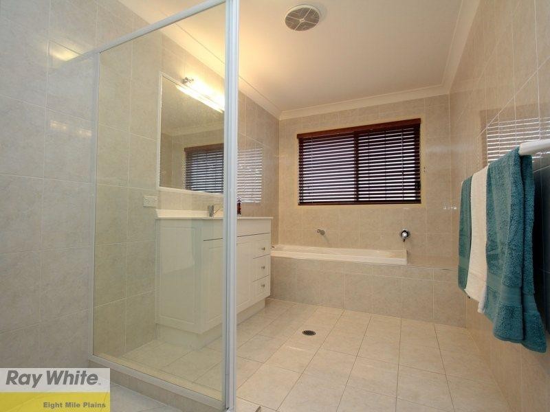 11 Ellendale Circuit, Eight Mile Plains QLD 4113