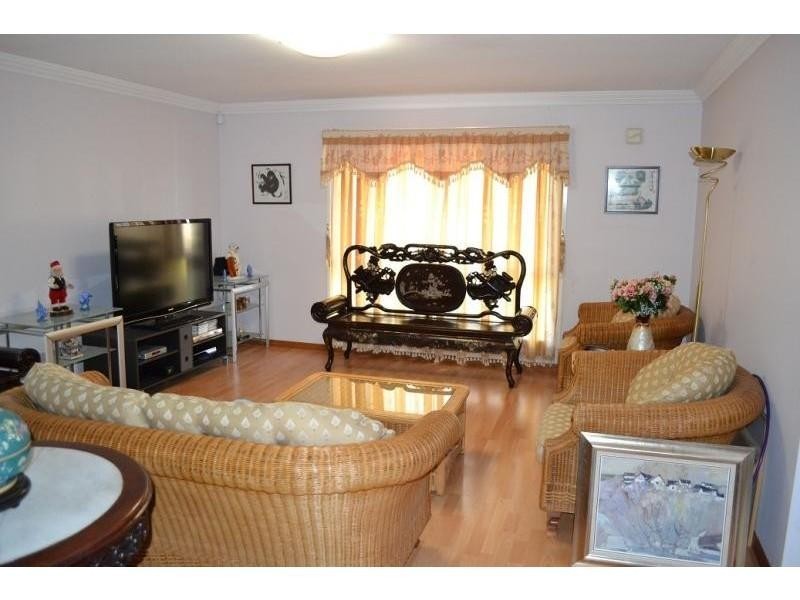 40 Lingle Street, Robertson QLD 4109