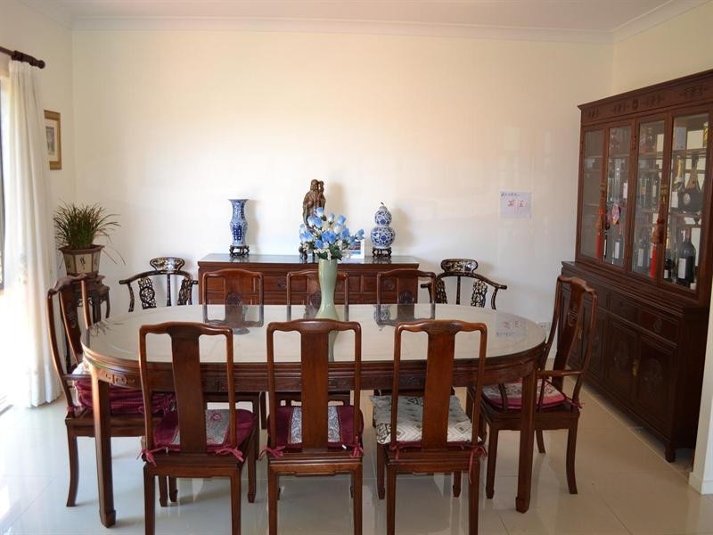 5 Romulus Street, Robertson QLD 4109