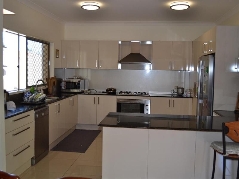 5 Romulus Street, Robertson QLD 4109