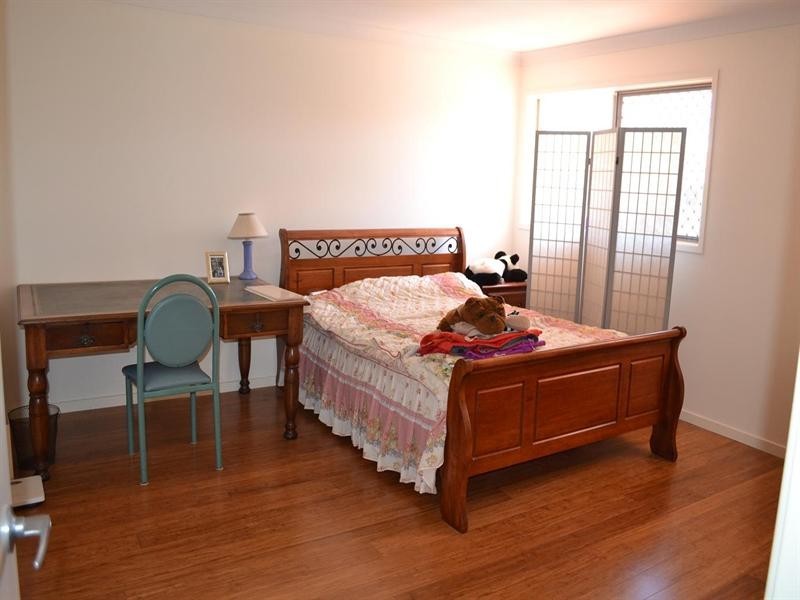 5 Romulus Street, Robertson QLD 4109