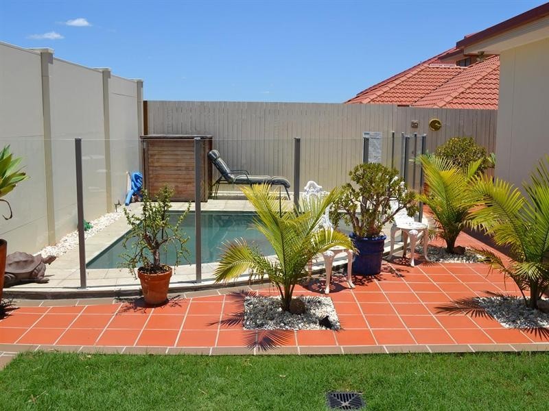 5 Romulus Street, Robertson QLD 4109