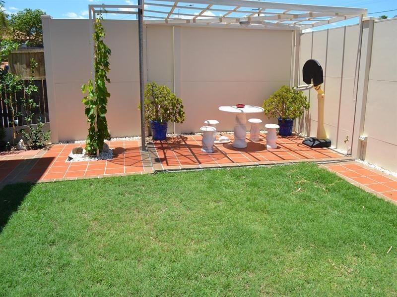 5 Romulus Street, Robertson QLD 4109