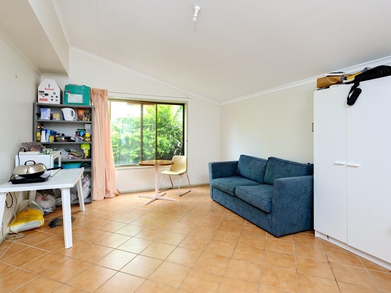 11 Chateau Street, Calamvale QLD 4116