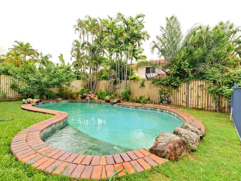 11 Chateau Street, Calamvale QLD 4116