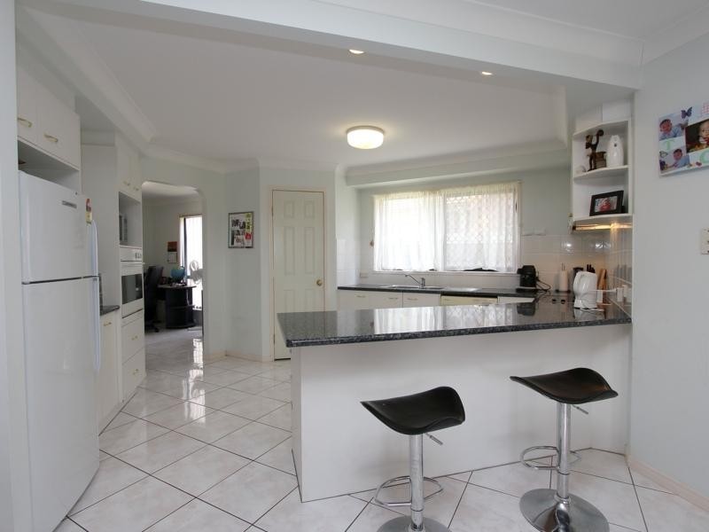 11 Begonia Place, Calamvale QLD 4116