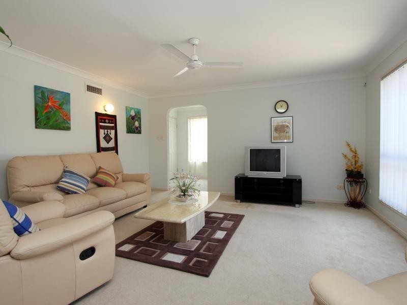 11 Begonia Place, Calamvale QLD 4116