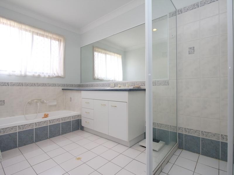 11 Begonia Place, Calamvale QLD 4116