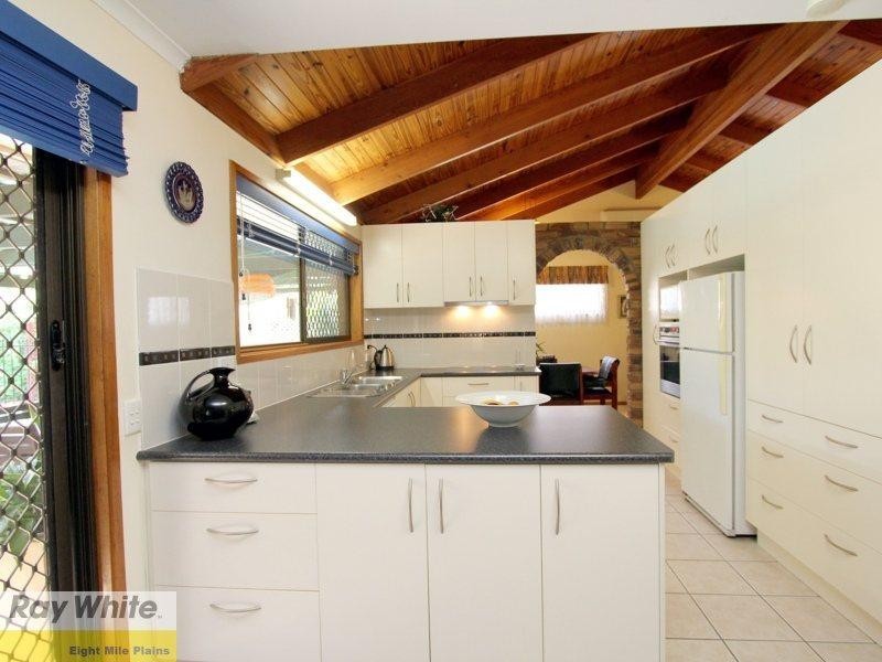 25 Lynelle Street, Sunnybank Hills QLD 4109