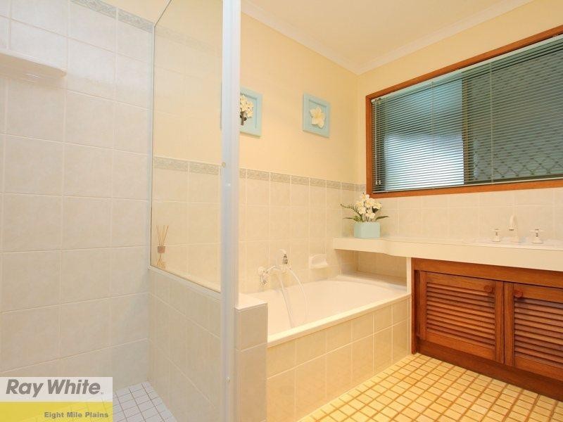 25 Lynelle Street, Sunnybank Hills QLD 4109