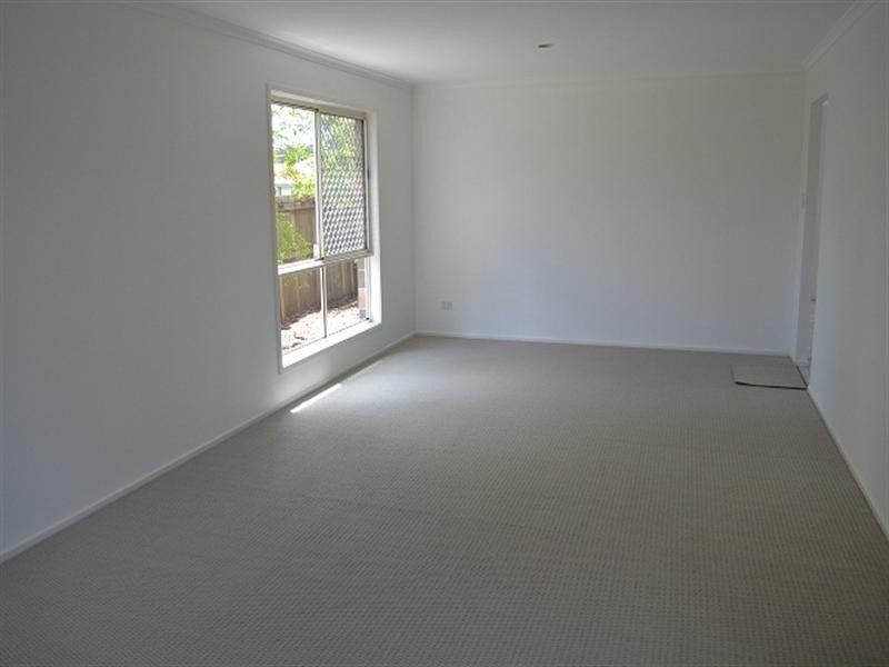 101 Glenfield Street, Parkinson QLD 4115