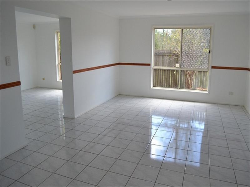 101 Glenfield Street, Parkinson QLD 4115