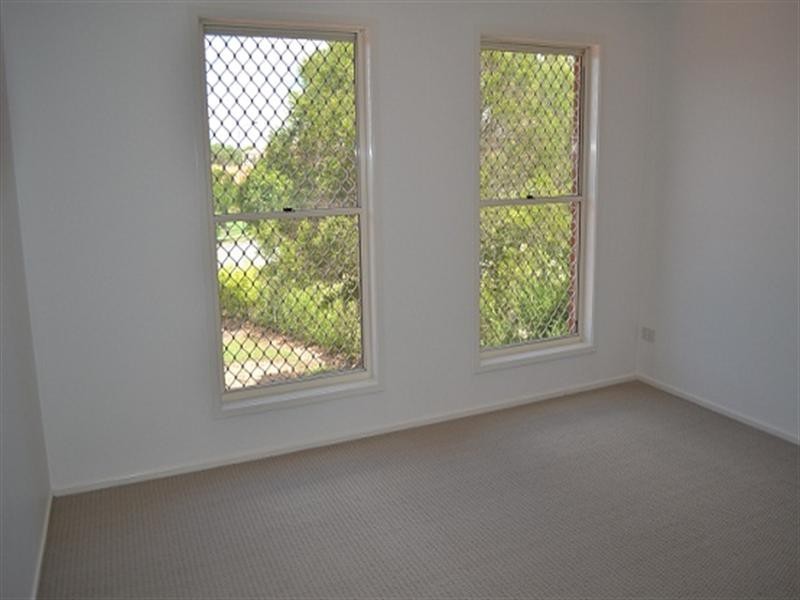101 Glenfield Street, Parkinson QLD 4115