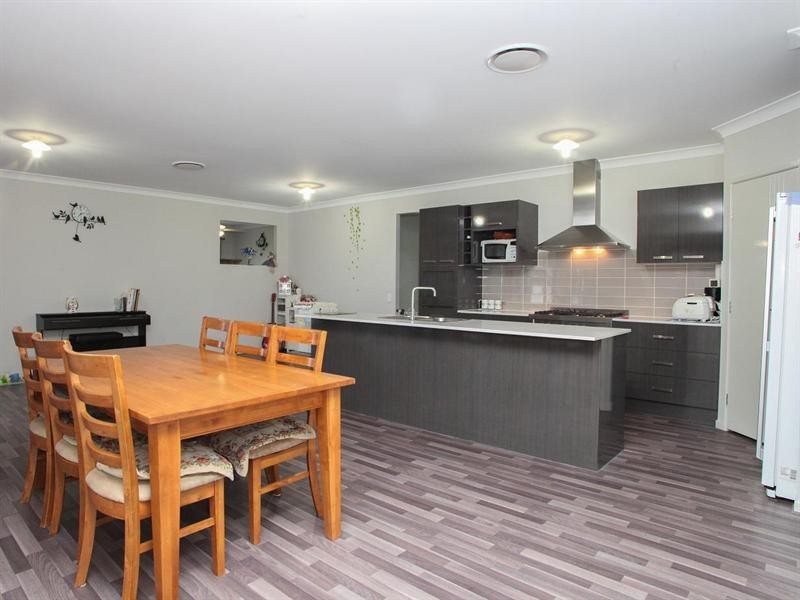 17 Garnett Street, Slacks Creek QLD 4127