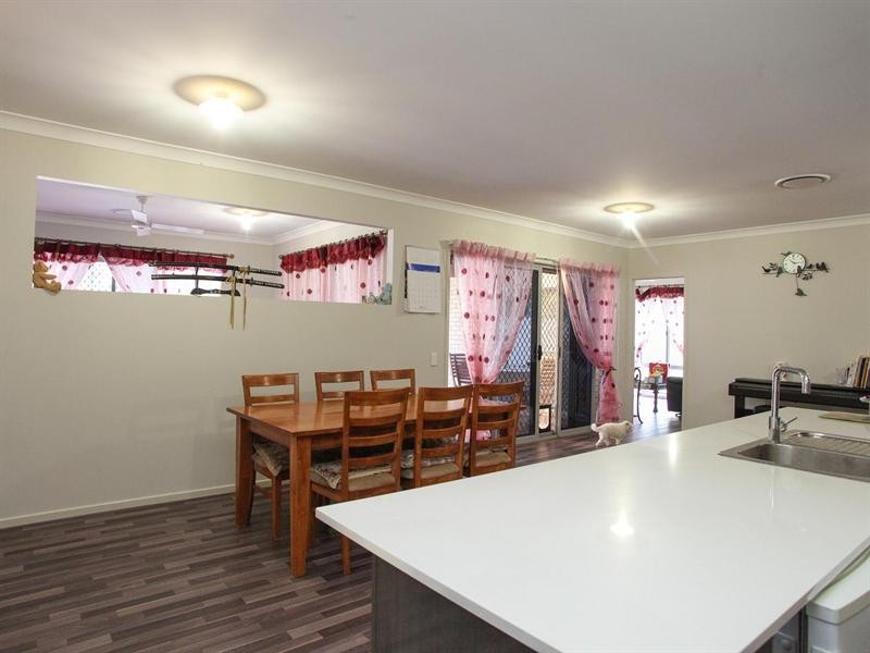 17 Garnett Street, Slacks Creek QLD 4127