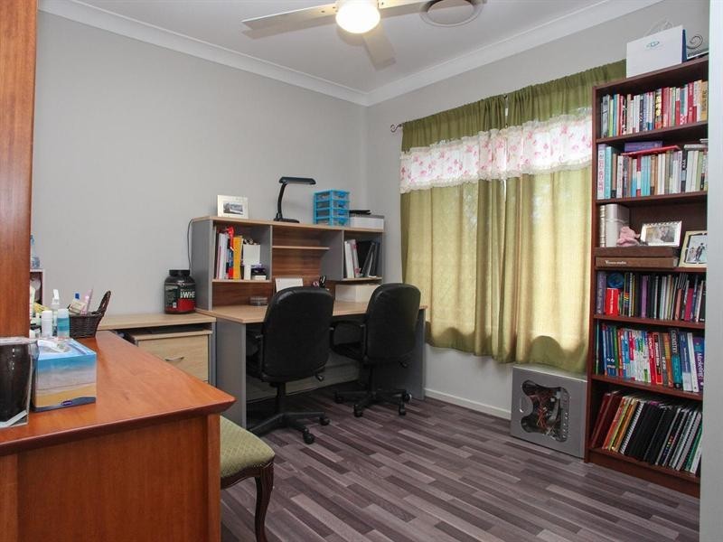 17 Garnett Street, Slacks Creek QLD 4127