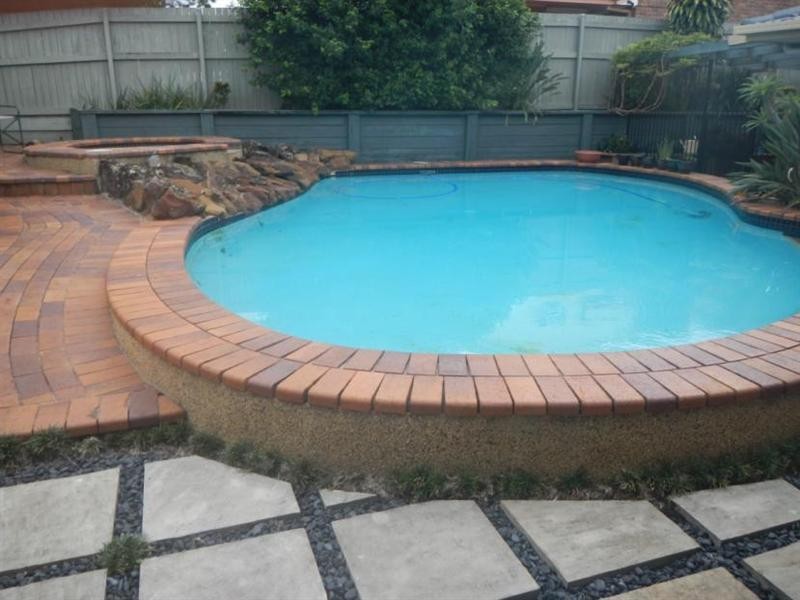 12 Coolidge Court, Stretton QLD 4116