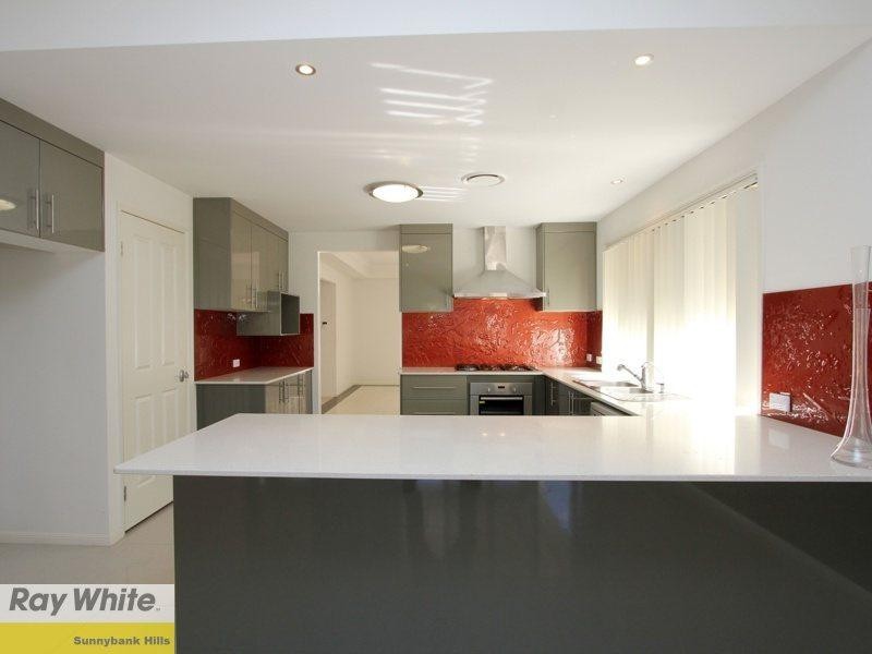 8 Hendy Street, Sunnybank Hills QLD 4109