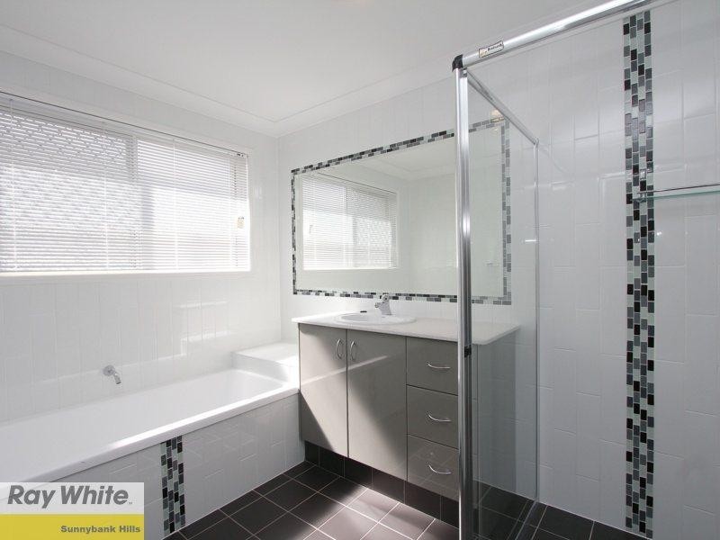 8 Hendy Street, Sunnybank Hills QLD 4109