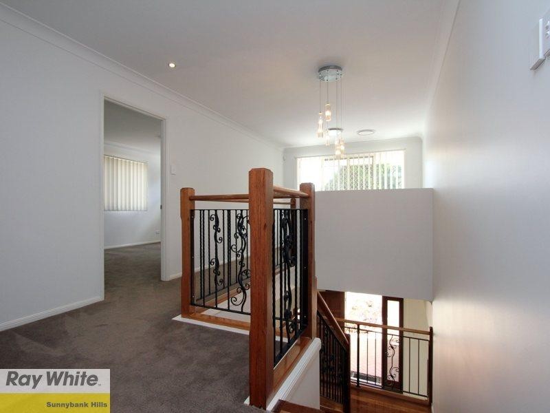 8 Hendy Street, Sunnybank Hills QLD 4109