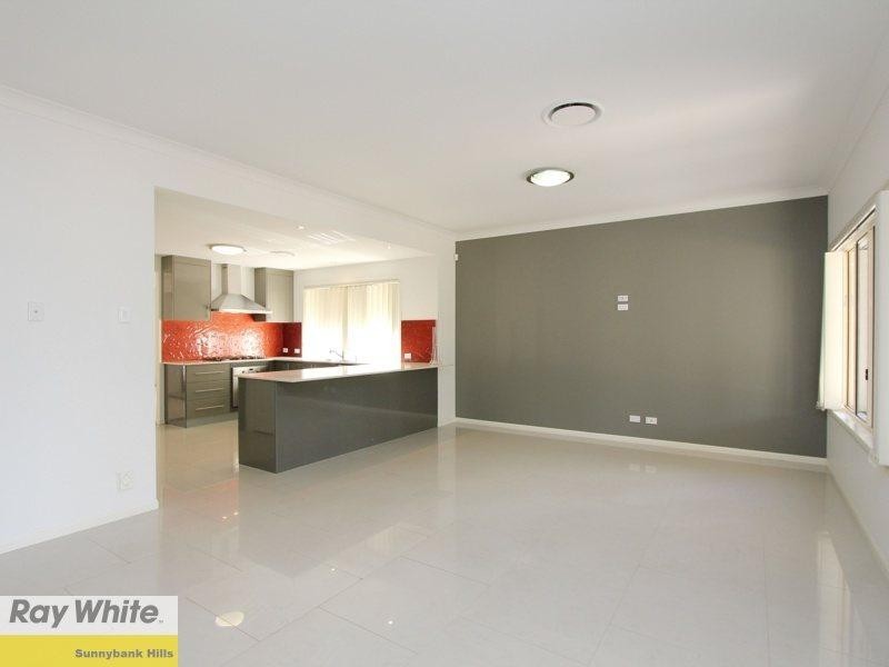 8 Hendy Street, Sunnybank Hills QLD 4109