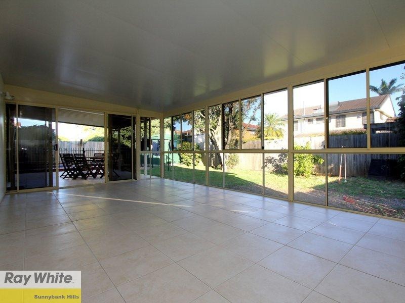 49 Oakleaf Street, Eight Mile Plains QLD 4113