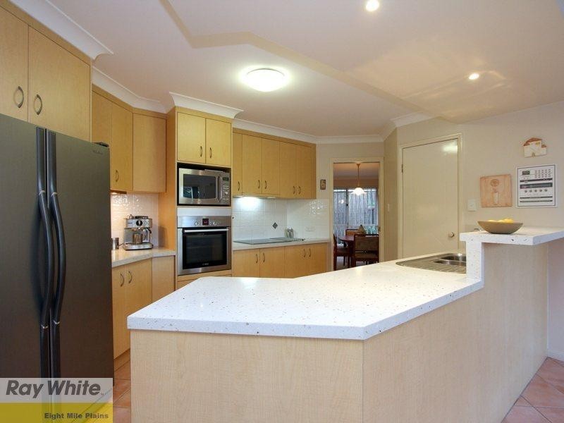 42 Regent Street, Eight Mile Plains QLD 4113