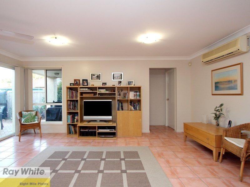 42 Regent Street, Eight Mile Plains QLD 4113