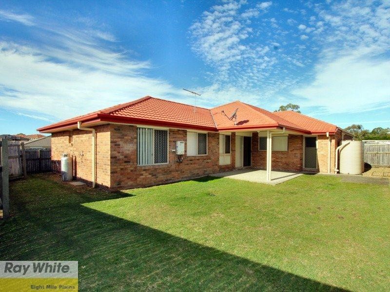 9 Schafer Court, Edens Landing QLD 4207