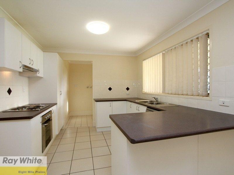 9 Schafer Court, Edens Landing QLD 4207