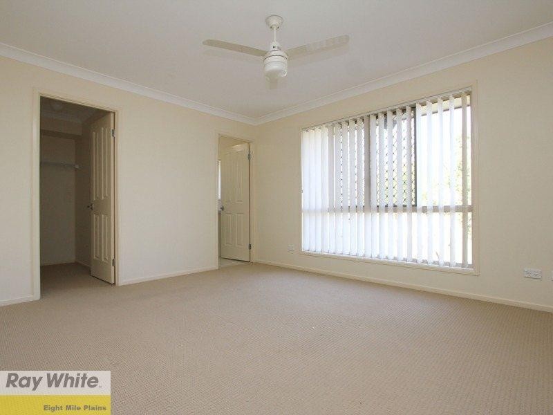 9 Schafer Court, Edens Landing QLD 4207