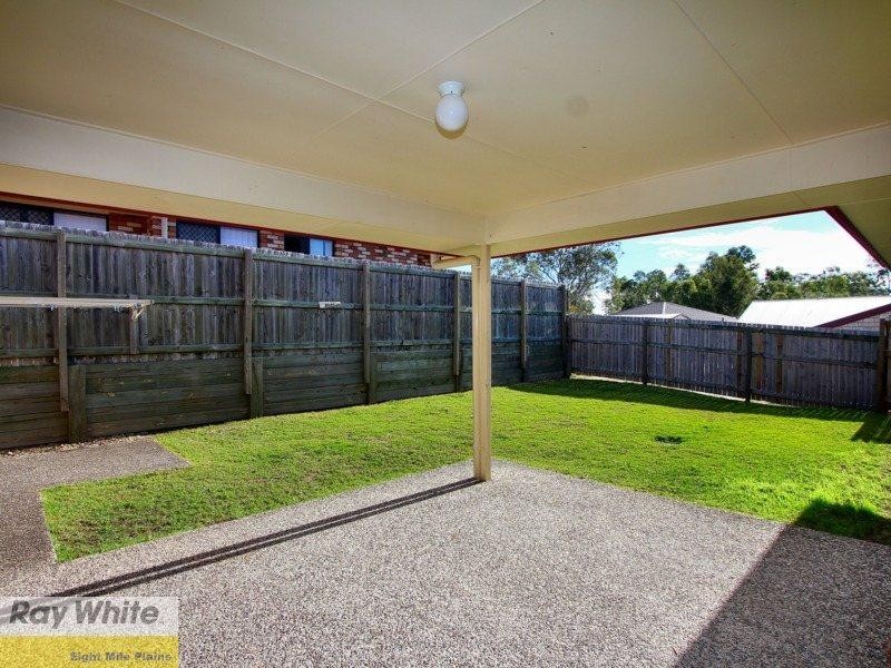 9 Schafer Court, Edens Landing QLD 4207