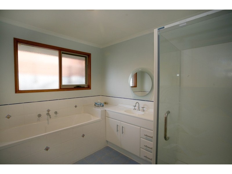 5 Pirra Place, Narre Warren VIC 3805