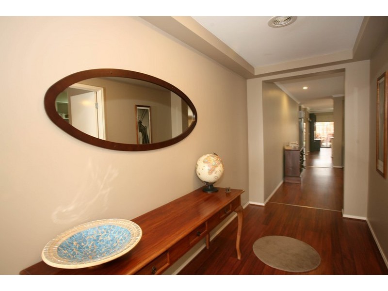 21 Community Parade, Narre Warren South VIC 3805