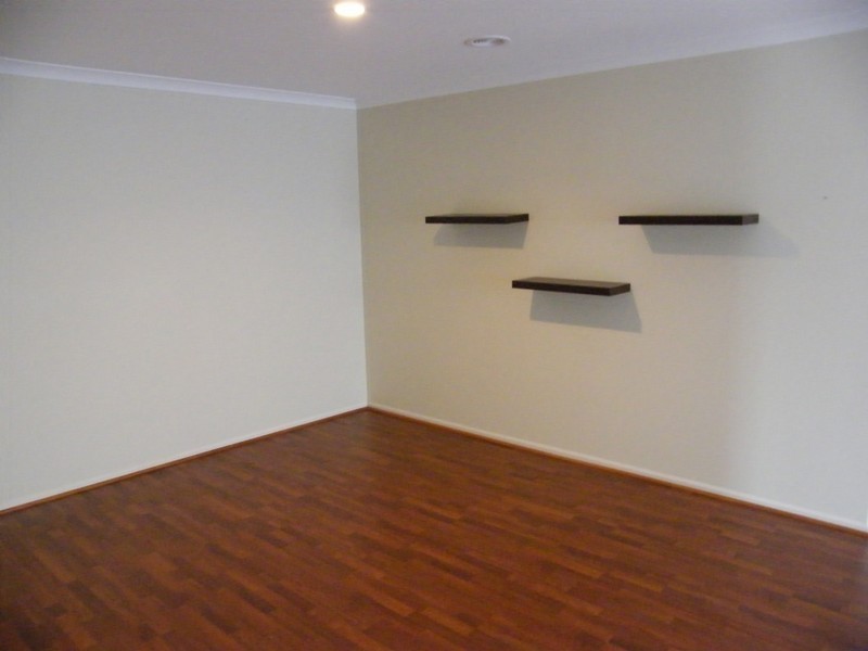 22 Sing Crescent, Berwick VIC 3806