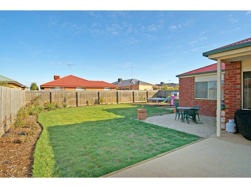 13 Betty Court, Lara VIC 3212