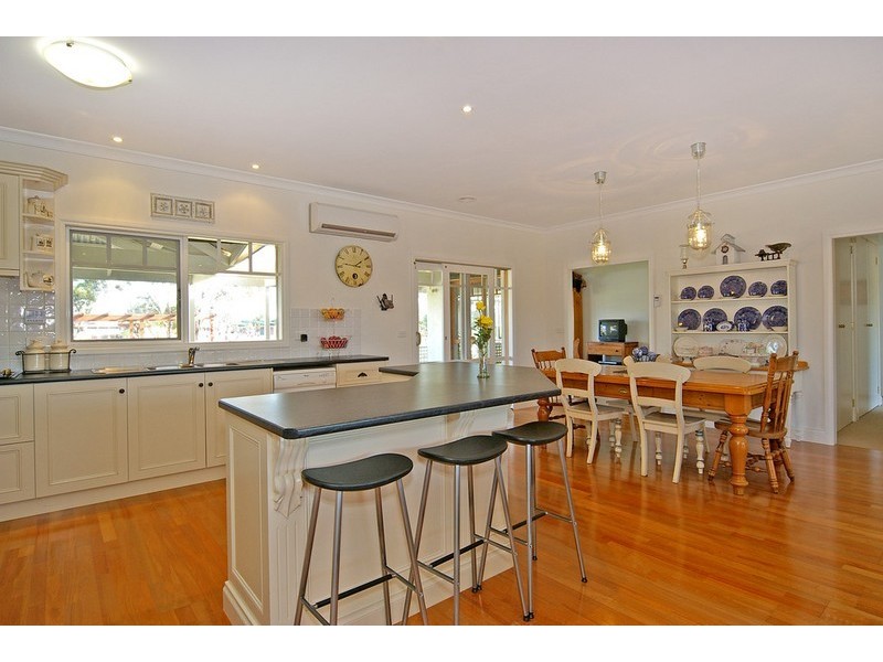 37 Thomas Road, Lara VIC 3212
