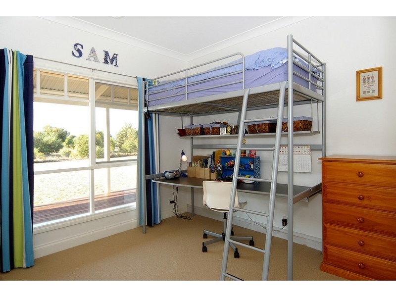 37 Thomas Road, Lara VIC 3212