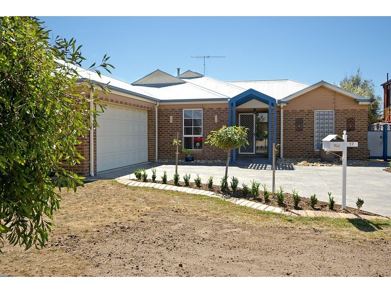 17 Egret Court, Lara VIC 3212