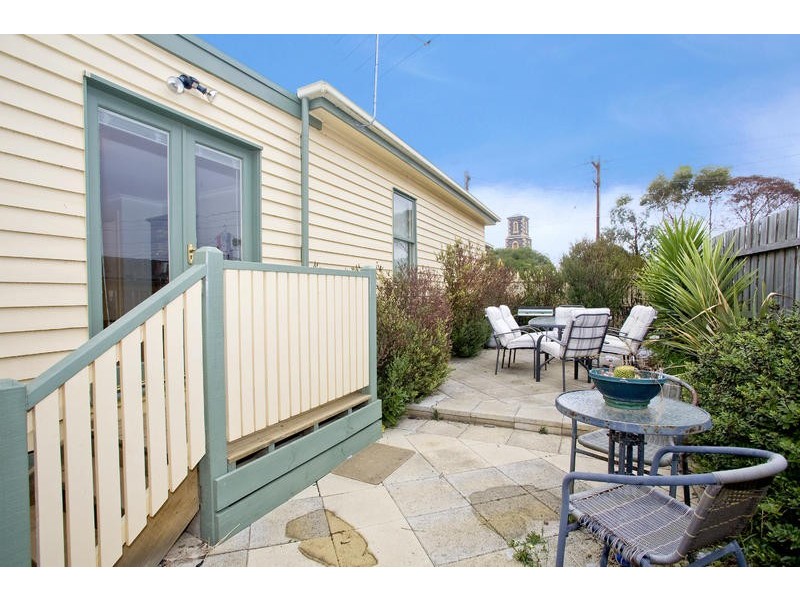 Unit 1 36 Curletts Road, Lara VIC 3212