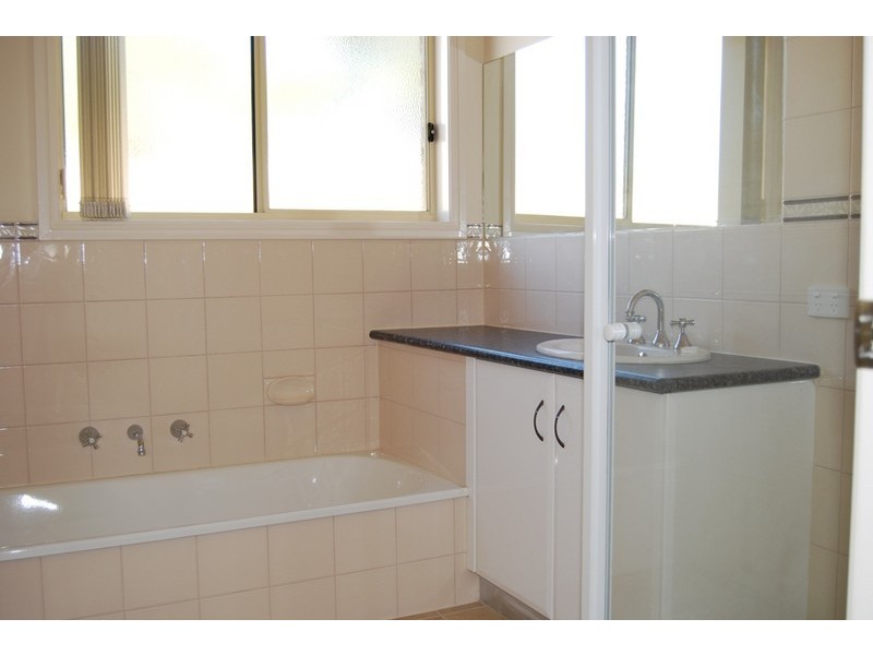 4 Hailar Lane, Lara VIC 3212