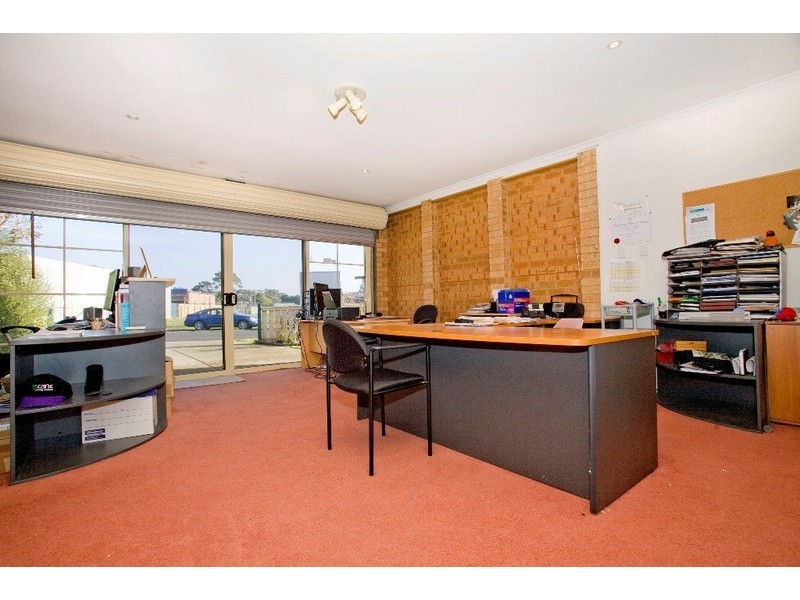 6 Clover Street, Lara VIC 3212