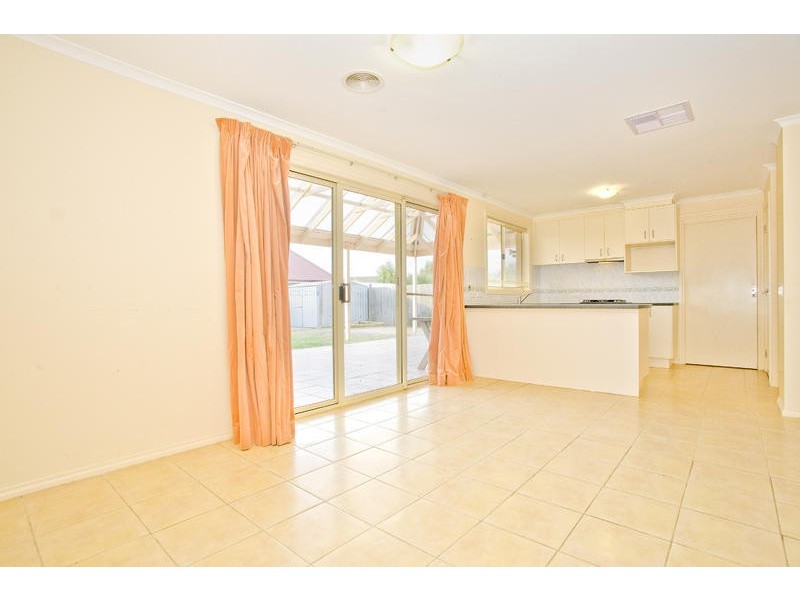 29 Country Gardens Drive, Lara VIC 3212