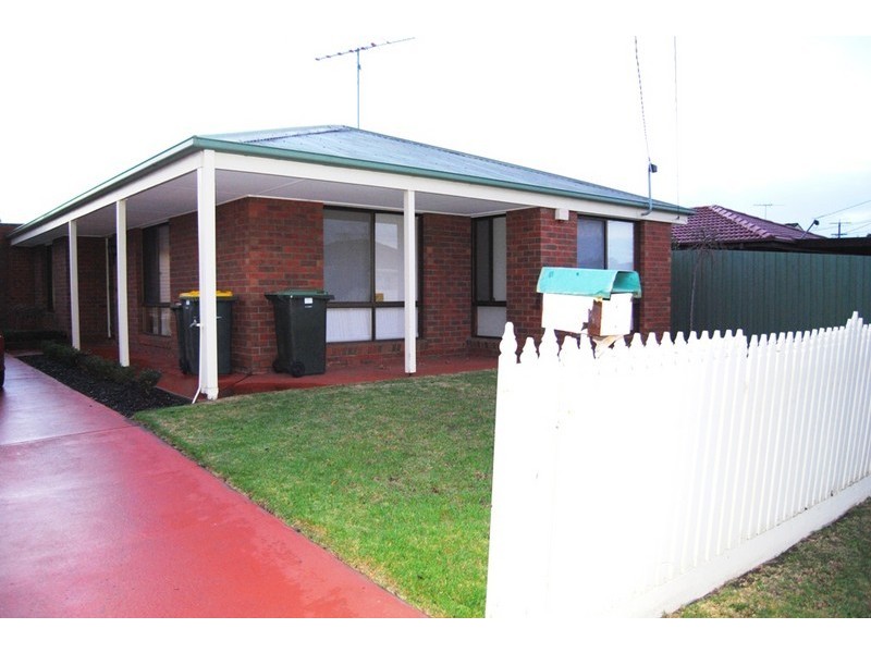 7 Corangamite Drive, Corio VIC 3214