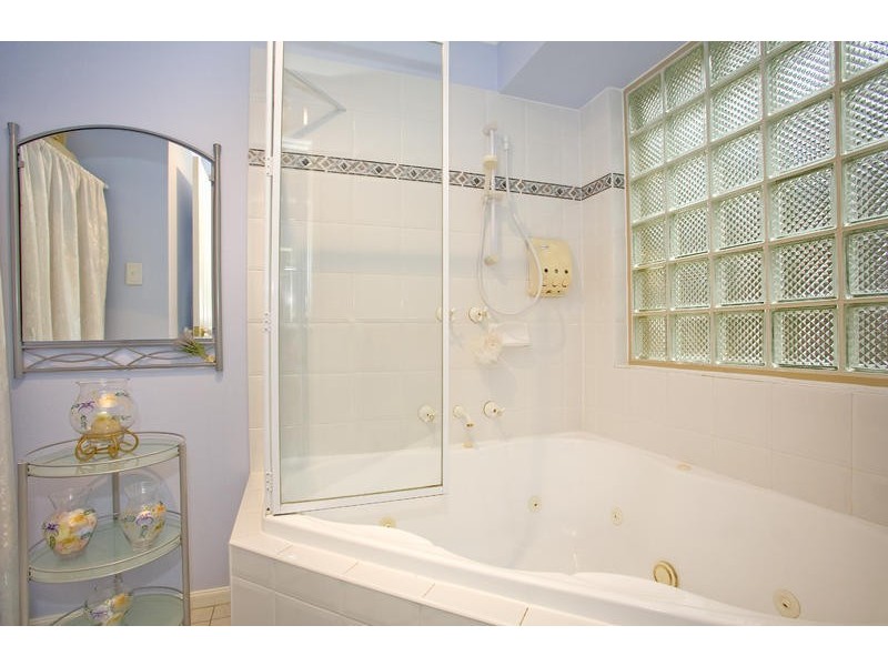 16 Sparrow Court, Lara VIC 3212