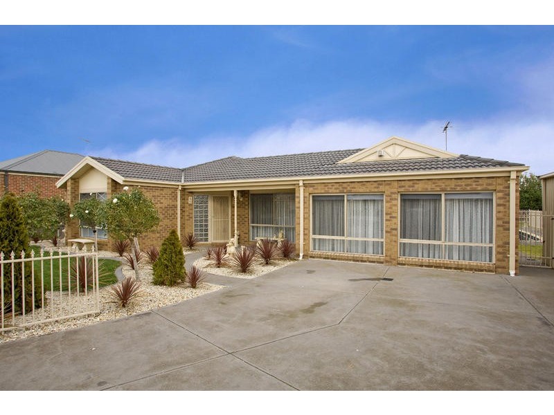 16 Sparrow Court, Lara VIC 3212