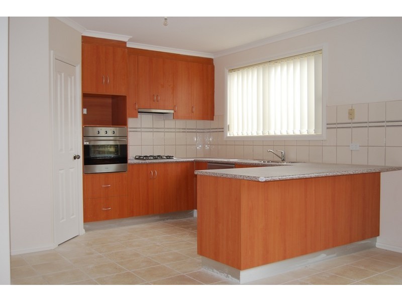 7 Hailar Lane, Lara VIC 3212