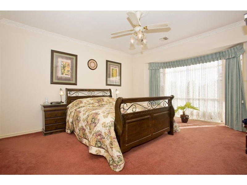 2 Swindon Court, Lara VIC 3212